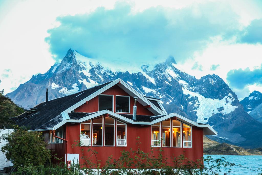 Hosteria Pehoe Torres del Paine National Park Exteriör bild
